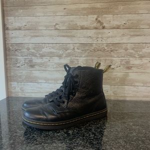 dr. martens leyton ankle boot